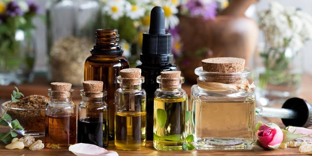 Essential Oil Manufacturers: How to Find the Good Ones